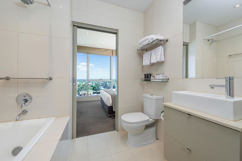 Novotel Melbourne Preston - Holiday Find 19