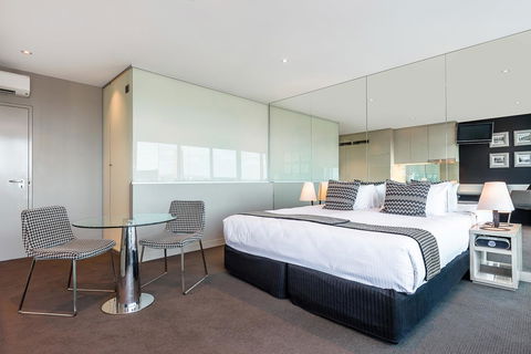 Novotel Melbourne Preston - Holiday Find 16