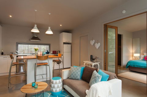 The Love Shack - Romantic Bungalow - Holiday Find 3