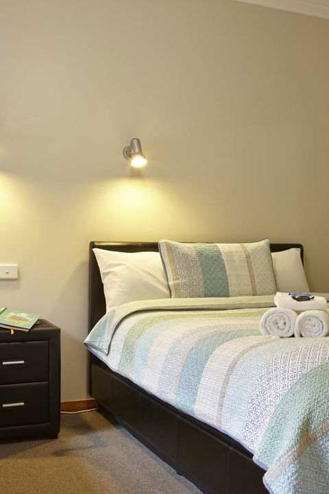 Goldfield Holiday Units - Holiday Find 4