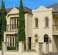Sea Shells on Banyan Apartment - Holiday Find