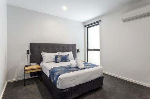Blairgowrie Apartment 1 - On The Beach - Holiday Find 12