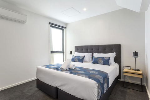 Blairgowrie Apartment 1 - On The Beach - Holiday Find 11