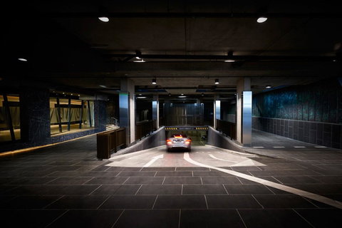 COZY 2BR Suites, FEDERATION SQUARE + FREE Parking - Holiday Find 14