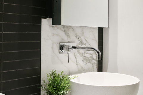 COZY 2BR Suites, FEDERATION SQUARE + FREE Parking - Holiday Find 9