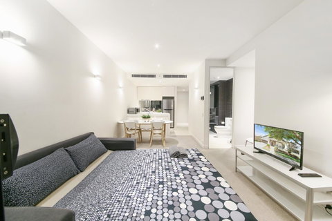 COZY 2BR Suites, FEDERATION SQUARE + FREE Parking - Holiday Find 5