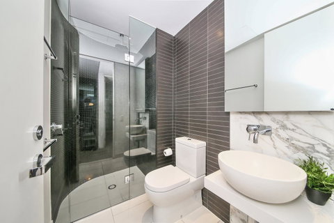 COZY 2BR Suites, FEDERATION SQUARE + FREE Parking - Holiday Find 3