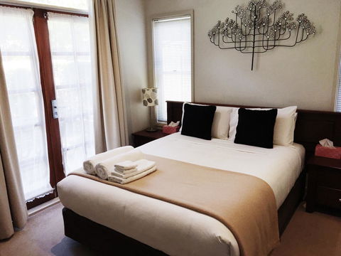 Luxury Abalina Cottages - Holiday Find 3