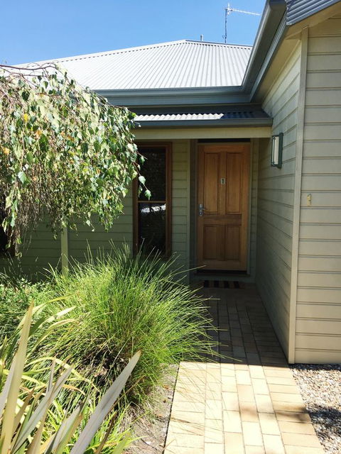 Luxury Abalina Cottages - Holiday Find 36