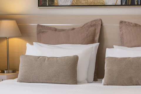 Apartments @ 23 Lonsdale - Holiday Find 1