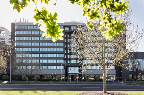 Pullman Melbourne Albert Park - Holiday Find 28