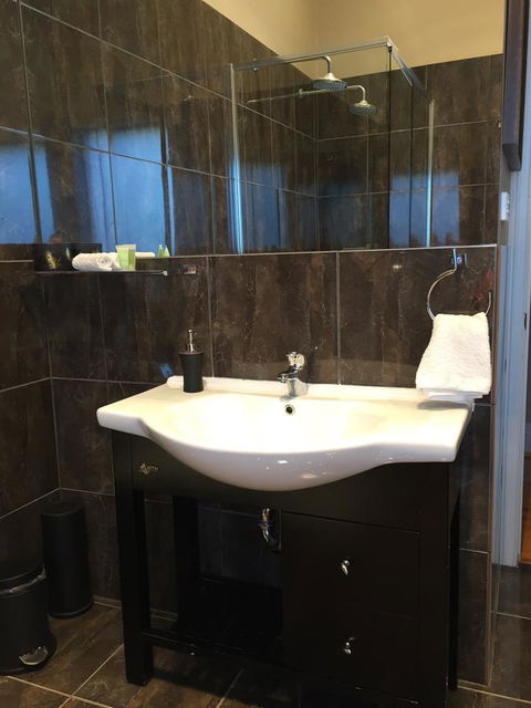 Little River Bed And Breakfast - Holiday Find 13