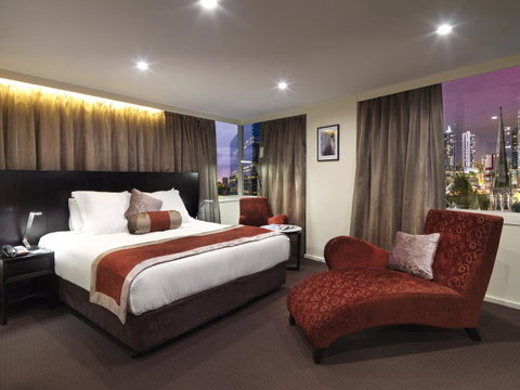 Hotel Grand Chancellor Melbourne - Holiday Find 1