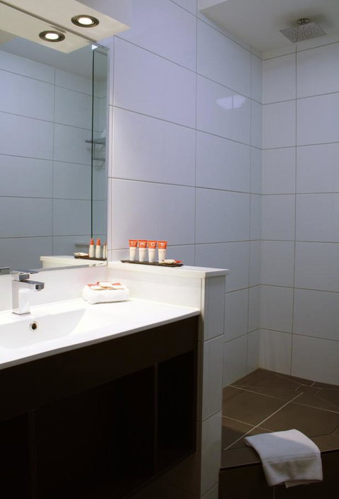 Hotel Grand Chancellor Melbourne - Holiday Find 10