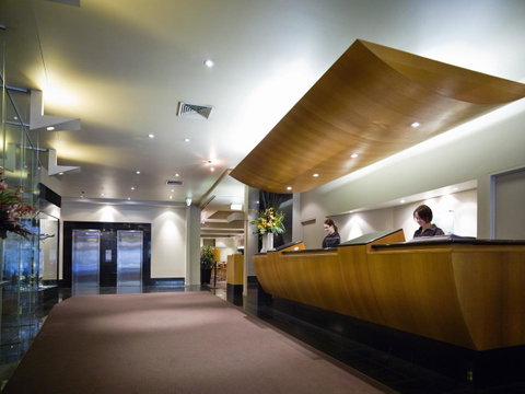 Hotel Grand Chancellor Melbourne - Holiday Find 3