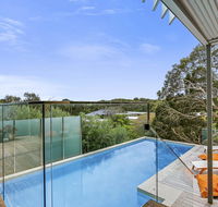 Lansdowne Villa - with swimming pool - Holiday Find