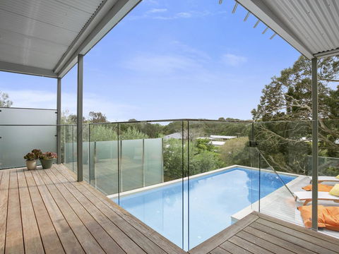 Lansdowne Villa - With Swimming Pool - Holiday Find 5