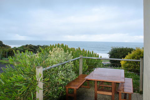 5 Whitecrest Great Ocean Road Resort - Ocean Views - Holiday Find 14