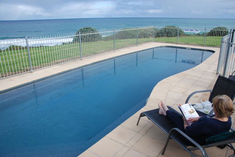 5 Whitecrest Great Ocean Road Resort - Ocean Views - Holiday Find 9