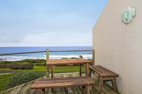 5 Whitecrest Great Ocean Road Resort - Ocean Views - Holiday Find 12