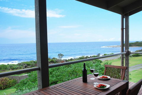 5 Whitecrest Great Ocean Road Resort - Ocean Views - Holiday Find 0