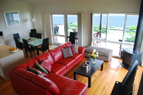 5 Whitecrest Great Ocean Road Resort - Ocean Views - Holiday Find 7