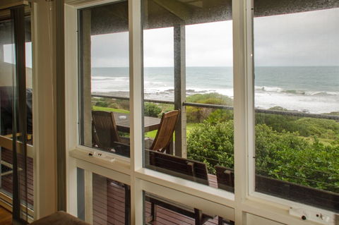 5 Whitecrest Great Ocean Road Resort - Ocean Views - Holiday Find 30