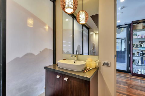 Vue Apartments Geelong - Holiday Find 36