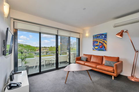 Vue Apartments Geelong - Holiday Find 40