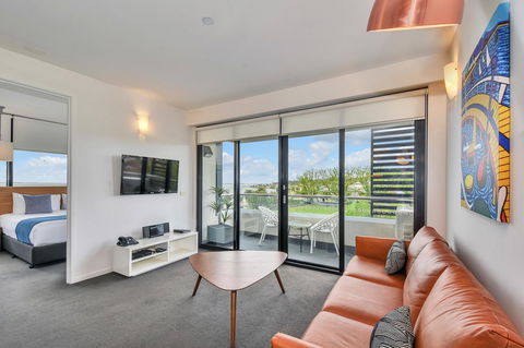 Vue Apartments Geelong - Holiday Find 42