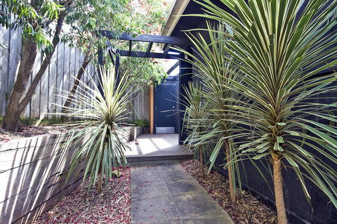 Lornebeach Apartments - Holiday Find 39