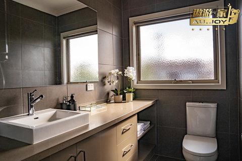 Melbourne (Glen Waverley) AU.JOY Home - Holiday Find 7