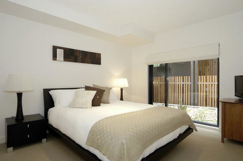 C-Scape Water Front Apartment - Holiday Find 5