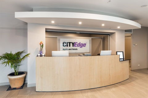 City Edge Dandenong Apartment Hotel - Holiday Find 1