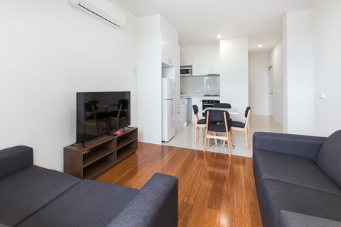 City Edge Dandenong Apartment Hotel - Holiday Find 4