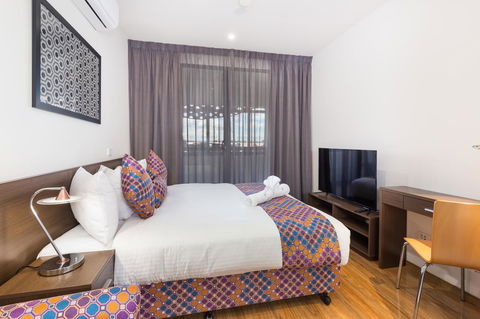 City Edge Dandenong Apartment Hotel - Holiday Find 7