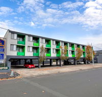 Melbourne's Princes Park Hotel - Holiday Find