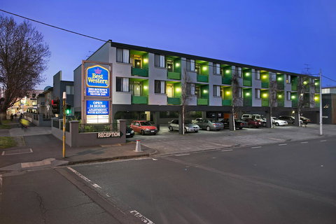 Melbourne's Princes Park Hotel - Holiday Find 5