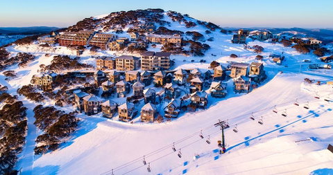 FOUNTAINS 3, Mount Hotham - Holiday Find 18