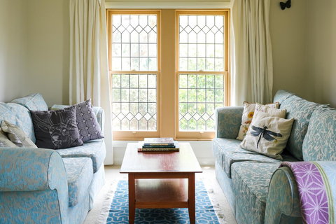 Miss Pym's Cottage - Holiday Find 42