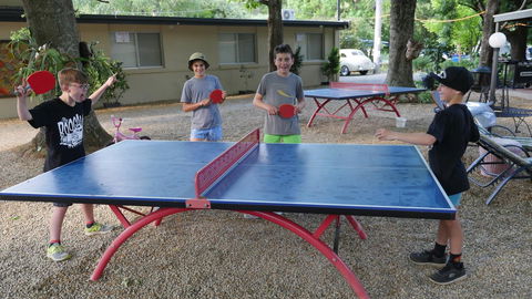 Adina Lodge Holiday Apartments - Holiday Find 11