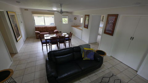 Adina Lodge Holiday Apartments - Holiday Find 23