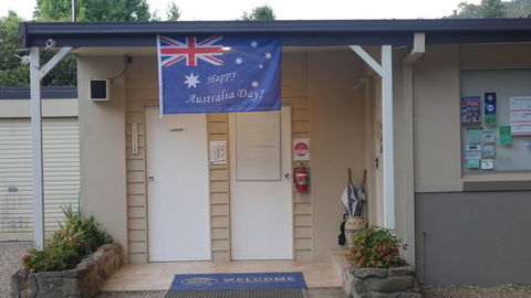 Adina Lodge Holiday Apartments - Holiday Find 5