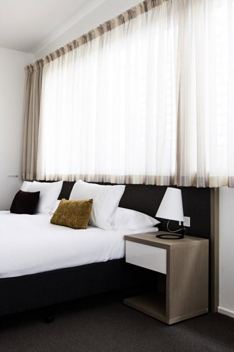Quarters At Flinders Hotel - Holiday Find 14