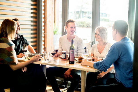 Quarters At Flinders Hotel - Holiday Find 21