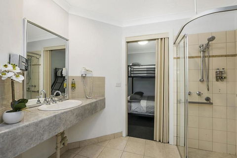 Apartments 521 - Holiday Find 10