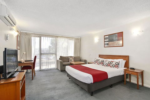 Knox International Hotel And Apartments - Holiday Find 20