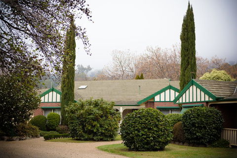 The Birch House - Silver Birches Luxury Accommodation Bright - Holiday Find 1