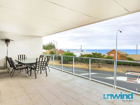 The Block Views Apartments Victor Harbor - Holiday Find 1