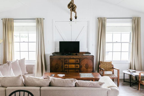 The Cooks House At Corunna Station - Holiday Find 2